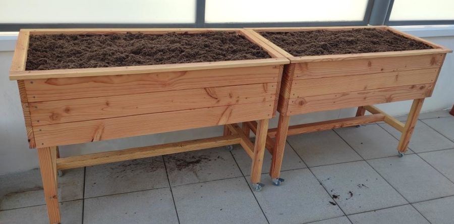 Carré potager sur pieds 120x50x85 avec roulettes